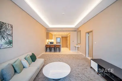 Full Sea and Burj Views | Mall Access