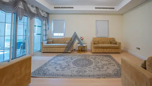Spacious Family Upgraded Villa |Cinema|Gym|Garden