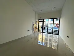 Shop for rent very good location _al jada