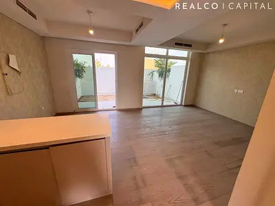 Investor Deal | 3BR Townhouse | Rooftop | Single Row | Vacant