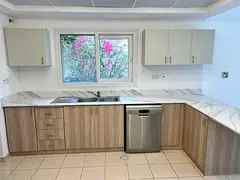 Vacant now | Single row | Landscape Garden