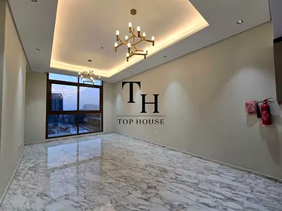 Spacious 2 Bed | Ready to move | 2 mins to Metro