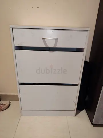 White slim 3-compartment shoe cabinet