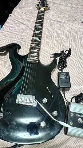 Line6 Variax guitar all in one guitar MIDI guitar