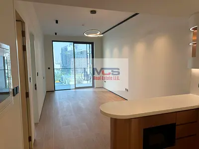 Brand New | Distress | open view