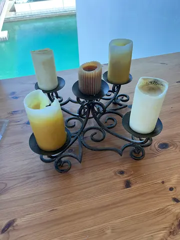 Wrought iron 5-candle holder with pillar candles