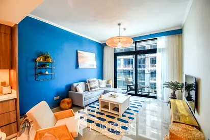 MODERN 1-BR APARTMENT | BEACHFRONT | SEA & SKYLINE VIEWS