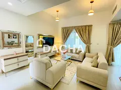 Vacant | Single Row | Landscaped