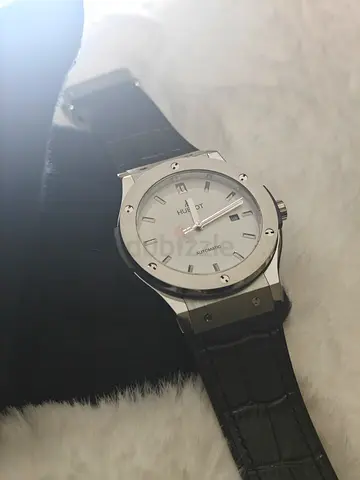 Men watch Hublot