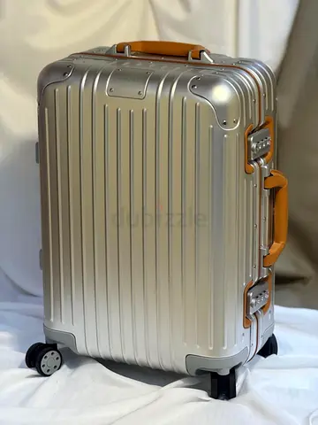 Rimowa luggage 🧳