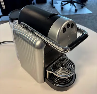 Nespresso zenius coffee machine