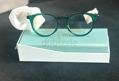 New Green translucent hepidem round eyeglass with box