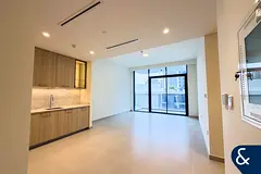 Bright | Vacant | Newly Handed Over