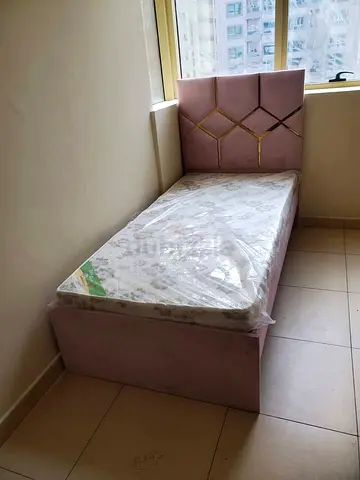 Brand New single size bed with medical mattress good quality single bed
