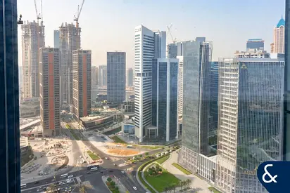 Vacant | Burj View | Partitioned Unit