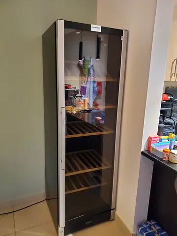 Westfrost wine Fridge big capital bottles