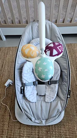 Electric baby swing/bouncer