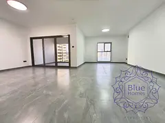 Brand New water view 4BR+1 Month+2 parking,gym pool 143k