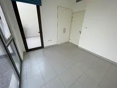 Single row | Spacious | Near Amenities