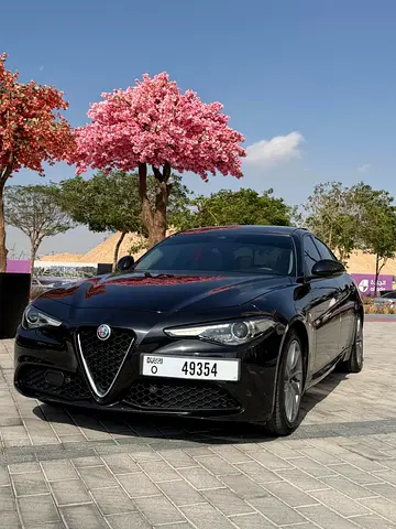 2020 Alfa Romeo Giulia Super | GCC Specs