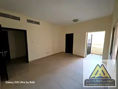 Three-bedroom apartment with a master living room, three balconies, three bathrooms, excellent space