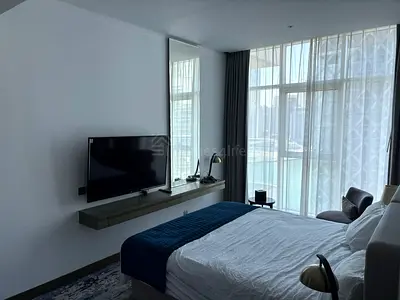 Fully Furnished Studio | Canal View | 4 Cheques