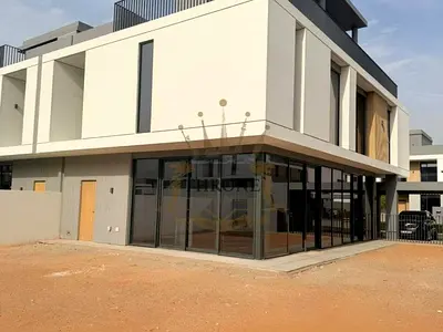 Semi Detached | Vacant | Spacious Villa