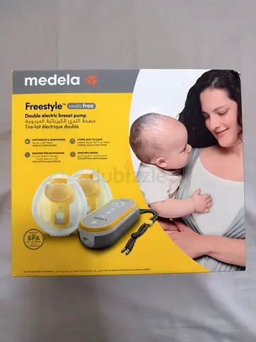 Medela Freestyle hands-free double electric breast pump (lightly used)