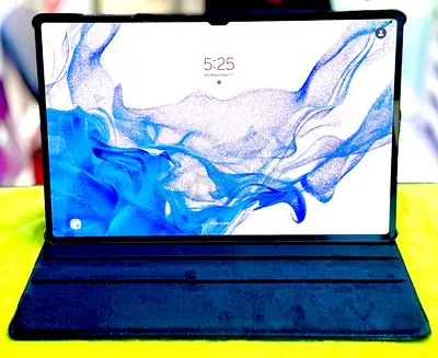 Samsung Galaxy Tab S8 Ultra with S pen