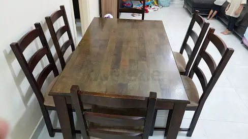 Dinning table