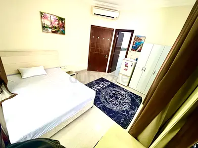Master Room for girls in very clean villa in JVC