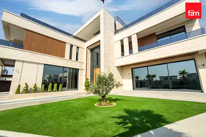 Ultra Luxurious Finishes | Grand Corner | Basment.