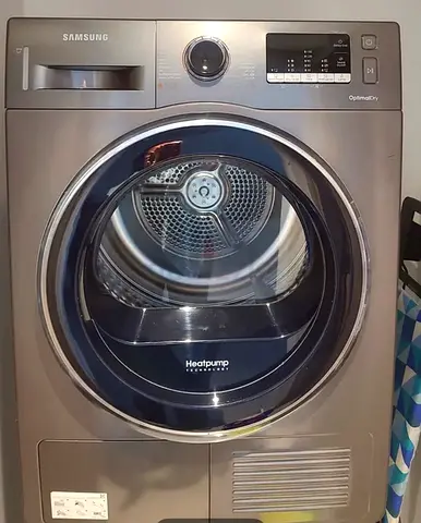 Samsung heat pump 8 kg dryer like new perfect working new model