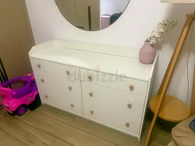 Modern White Dresser with 6 Drawers
