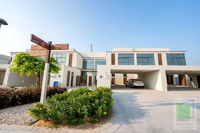 Beautiful Garden Area | 3BR Massive TH|Available