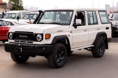 2025 Toyota Land Cruiser 70 LX - GCC Specs - Brand New!