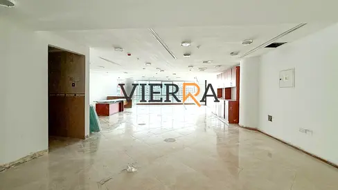 مُجهّز | جاهز للسكن | بدون تبريد | يطل على دوار