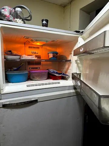 Samsung full-size refrigerator