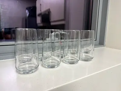 9 glass cups