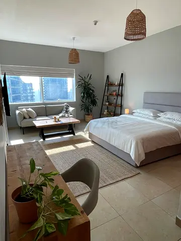 Huge Studio Room In Dubai Marina