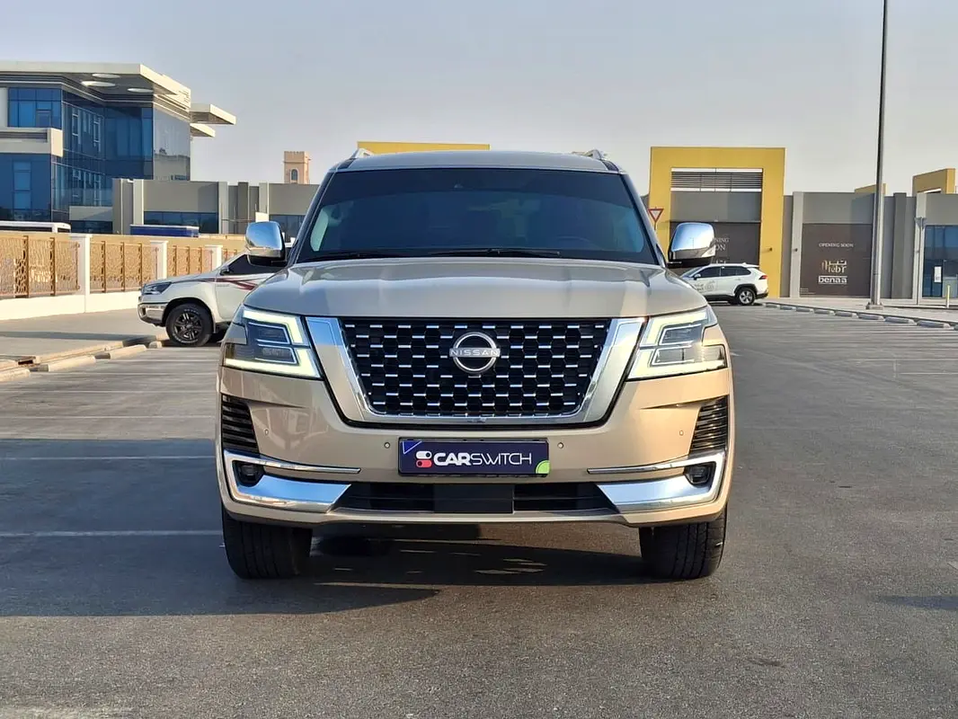 Nissan Patrol 2022 — photo 1 of 12