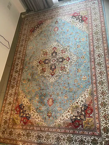 Persian rug 2x3m with central medallion - used, Excellent condition