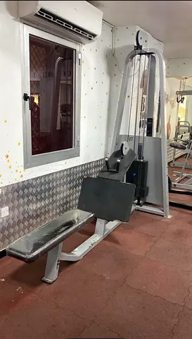 Seated cable row machine - commercial grade (used)