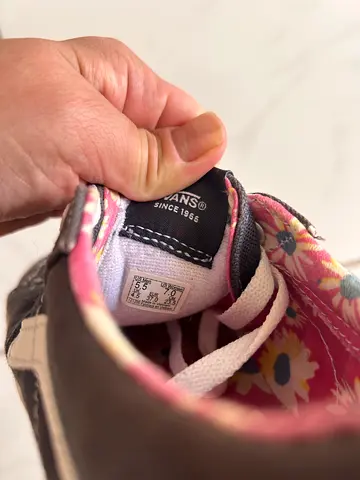Vans woman shoes
