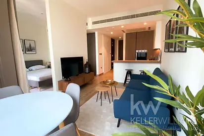 Lovely Fully Furnished Studio Jumeirah Living Marina Gate