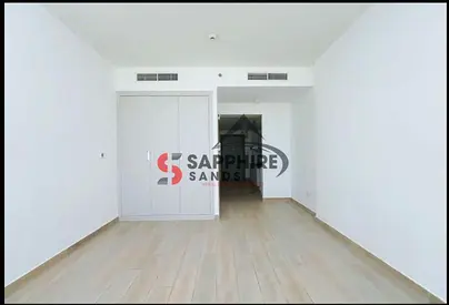 || READY TO MOVE || PRIME LOCATION || FURNISHED APT || 2 PARKING AVIALABLE