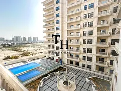 Closed Kitchen |Ready to move in | High Floor