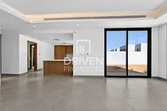 Best Layout | 3BR | Maids Room and Office | Vacant