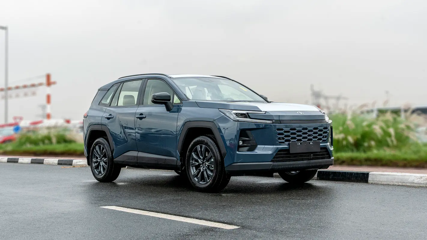 Toyota Rav 4 2026 — photo 1 of 19
