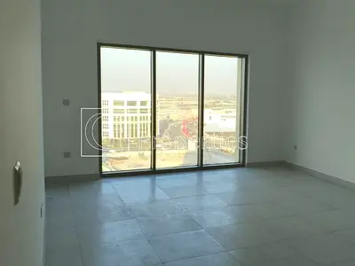 Exclusive | Good Location | On Mid Floor